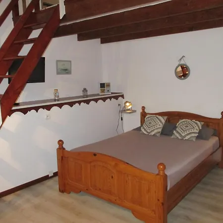 Le Rayon De Soleil Nocleg ze śniadaniem